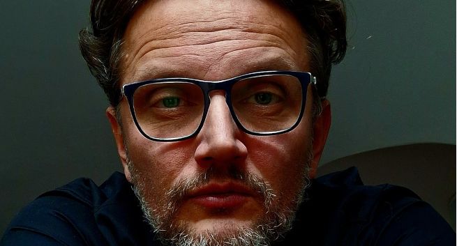 Były dziennikarz sportowy TVN z wywiadami w kanale Sekielskich