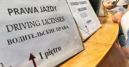 Obowiązek dla kilkunastu milionów Polaków. Oto jak wymienić prawo jazdy