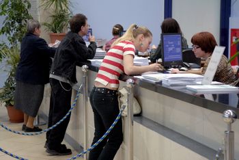 Masz do 26 lat? Skarbówka ostrzega, jak nie paść ofiarą przestępstw