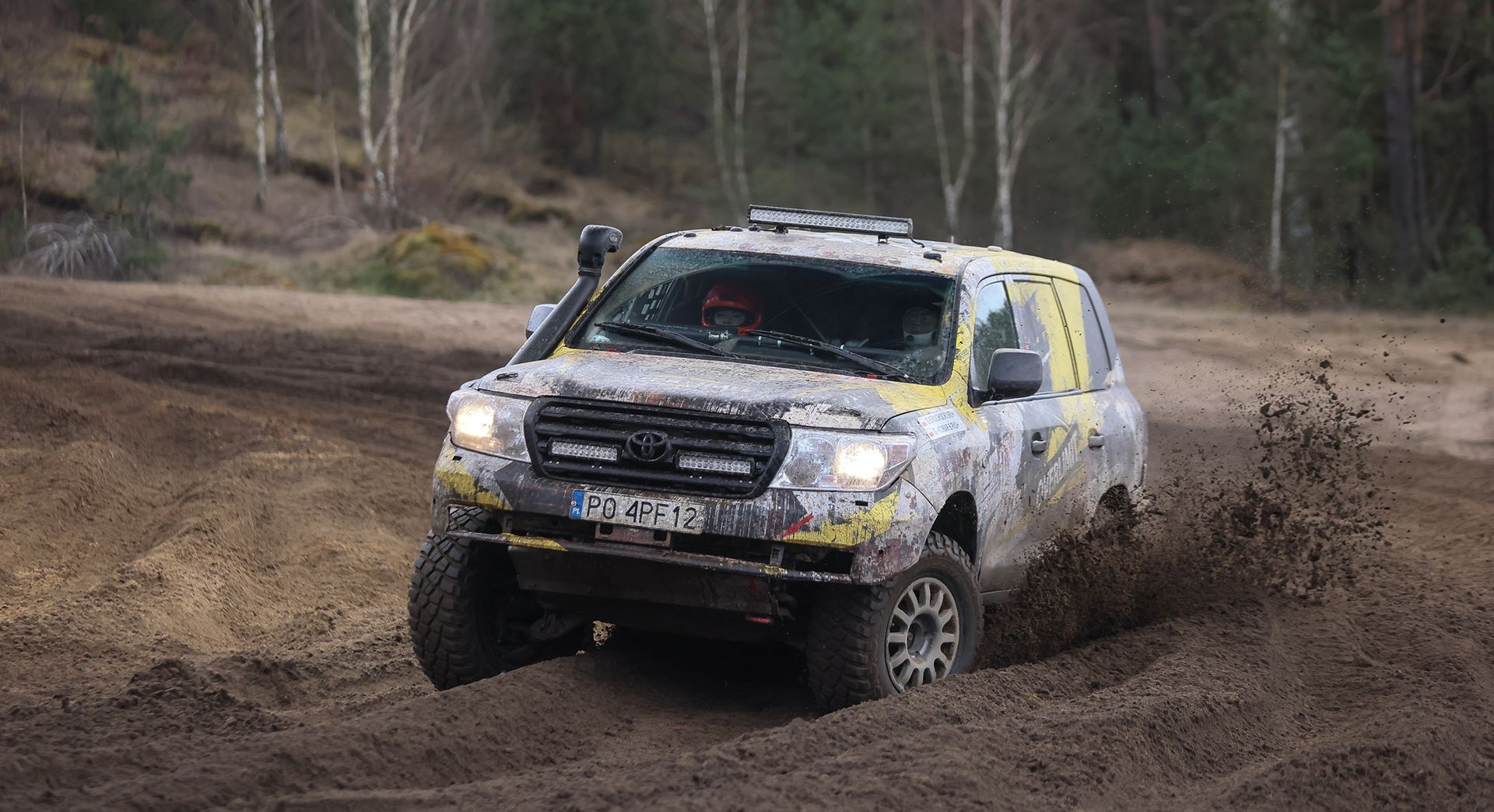 Toyota Land Cruiser 200 