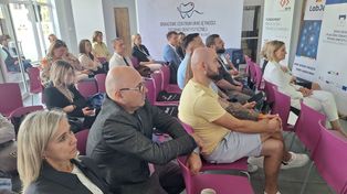 Specjaliści od techniki dentystycznej przyjechali z całego kraju do Łodzi. Spotkali się w najstarszej w tej dziedzinie szkole w Polsce