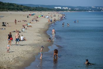 Wakacje jako towar pierwszej potrzeby. Nawet jeśli trzeba za nie słono zapłacić