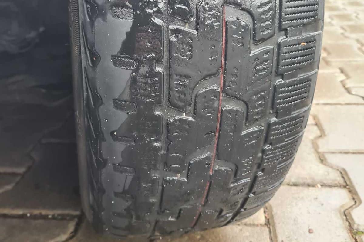 Stan bieżnika opon w BMW