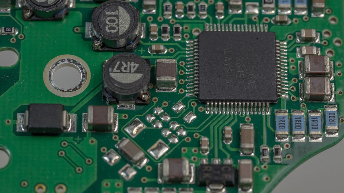 PROTO - symulator układów elektronicznych