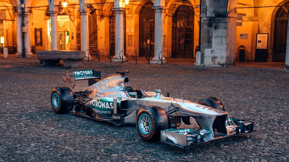 Mercedes-AMG Petronas F1 W04