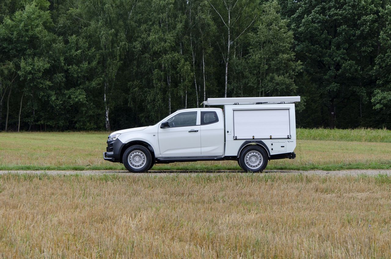 Test: Isuzu D-Max z zabudową dla energetyki — pojazd do zadań specjalnych