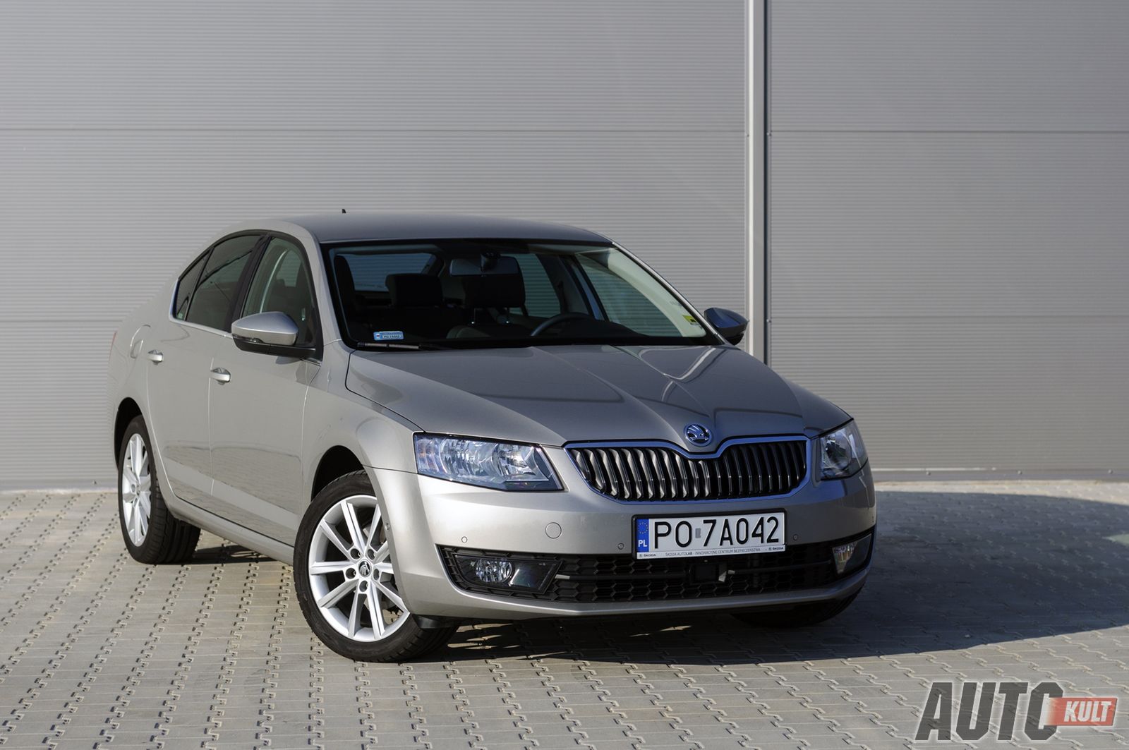 Opel Astra Sedan vs. Renault Fluence vs. Škoda Octavia vs. Toyota Corolla - galeria testowa 35