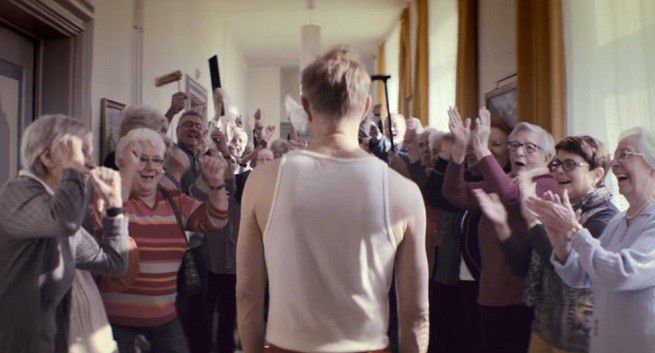 Były maratończyk bohaterem amatorskiej reklamy, która miała promować Adidasa (wideo)