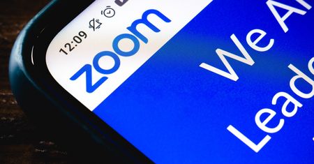 Zoom udostępnił chińskim służbom dane swoich użytkowników. FBI prowadzi śledztwo