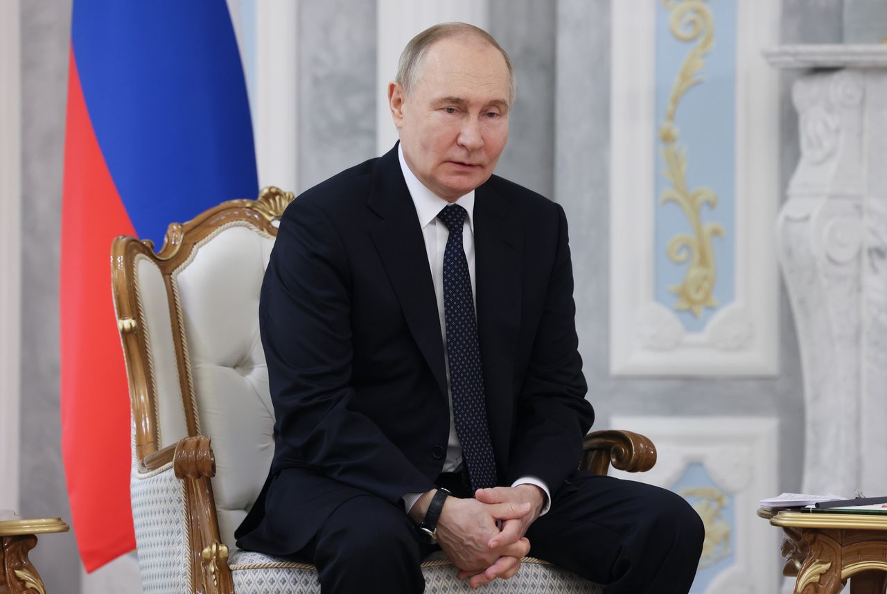 Russian dictator Vladimir Putin reportedly agreed to a purge in the defense ministry