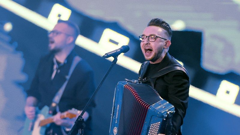 scena z: Enej, SK:, , fot. AKPA
akordeon, Koncert Sylwestrowy, Polsat, sylwester, Sylwester 2022/2023, Sylwestrowa Moc Przebojów, Sylwestrowa Moc Przebojów 2022, Sylwestrowa Moc Przebojów z Polsatem 2022, koncert, Enej