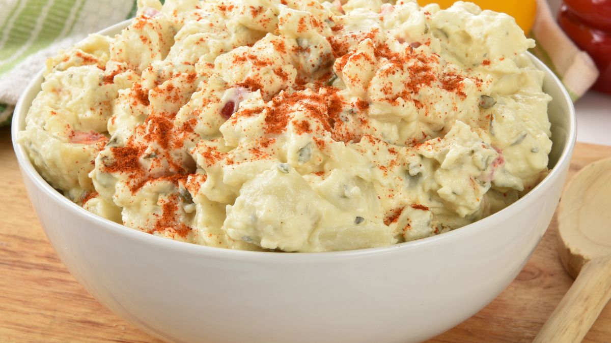 Sałatka bramborowa - Pyszności