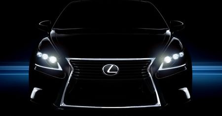 Nowe zdjęcia Lexusa LS460 i LS460 F-Sport [aktualizacja]