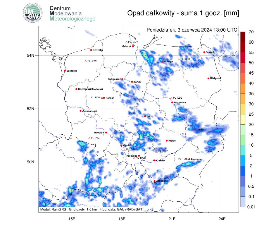 Centrum Modelowania Meteorologicznego. Opad całkowity - suma 1 godz. [mm]