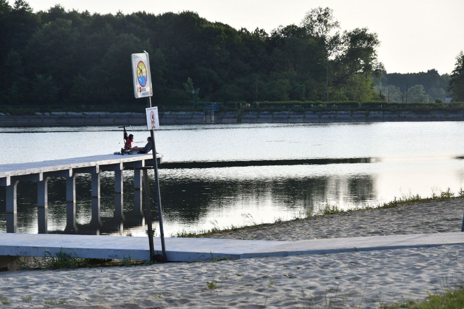 Powodem są formalności związane z wytyczaniem linii brzegowej. 