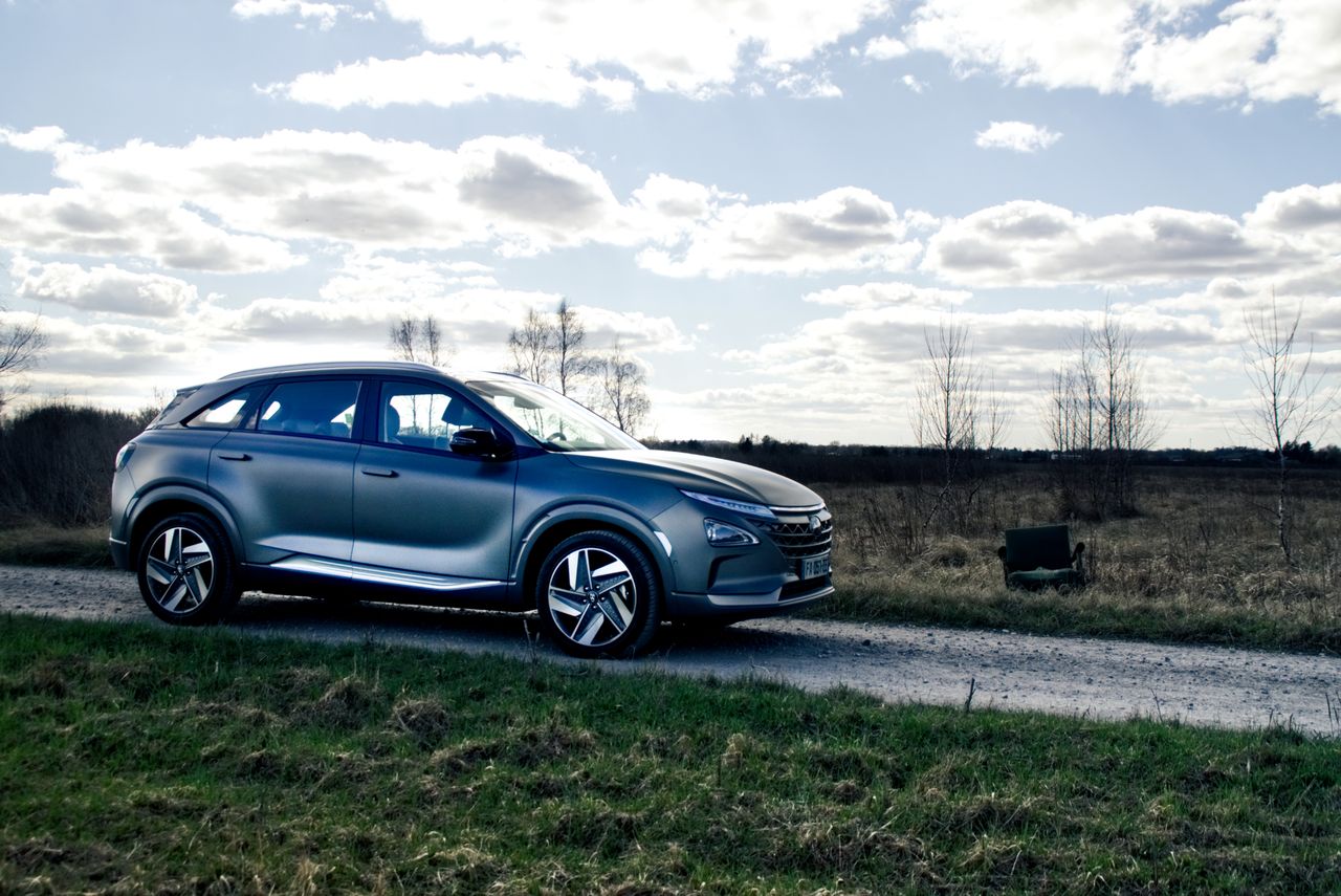 Hyundai Nexo na polskich drogach wygląda jak kosmita