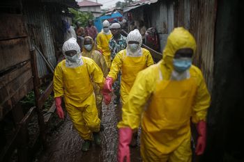 Ebola znów sieje strach w Afryce. Rośnie liczba ofiar nowej epidemii w Kongu