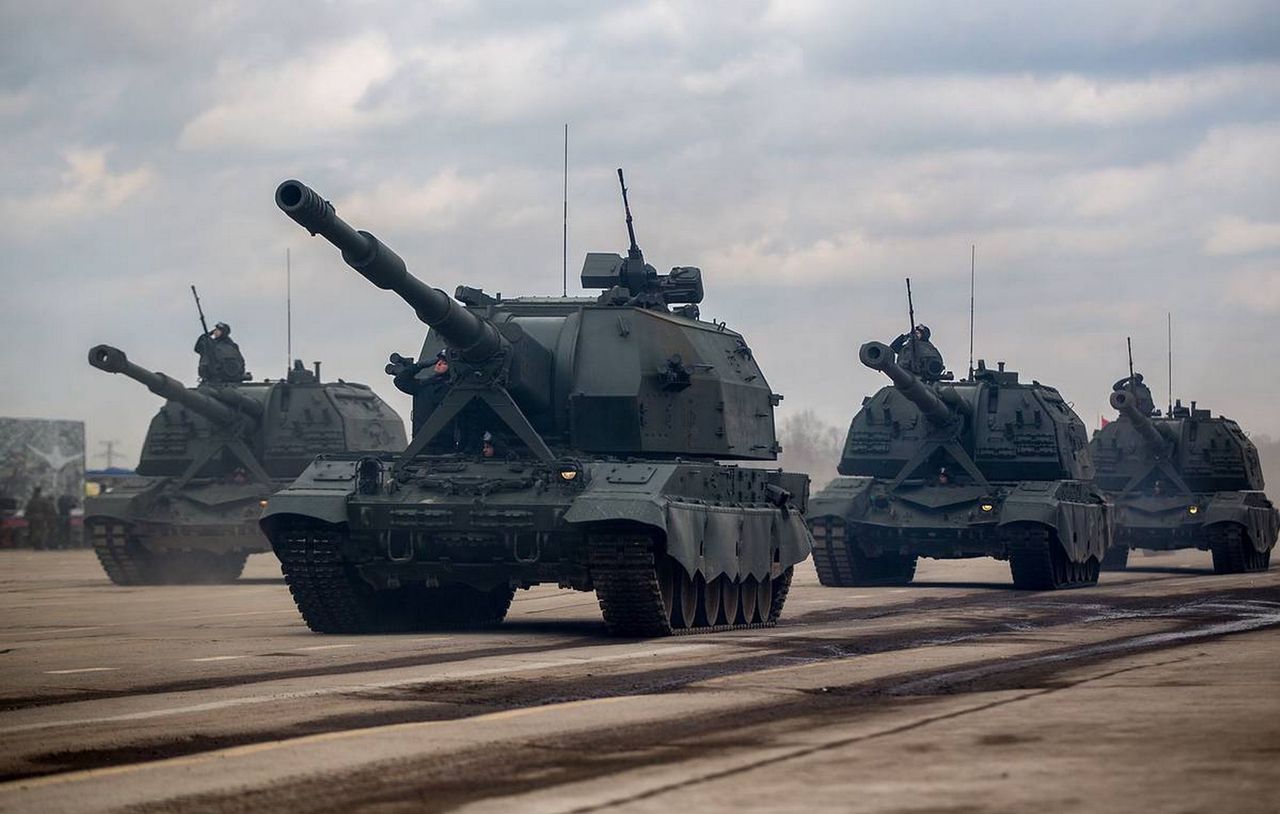 Goździk, Hiacynt i Piwonia. Rosyjska artyleria lufowa, czyli morderczy "bukiet" Putina