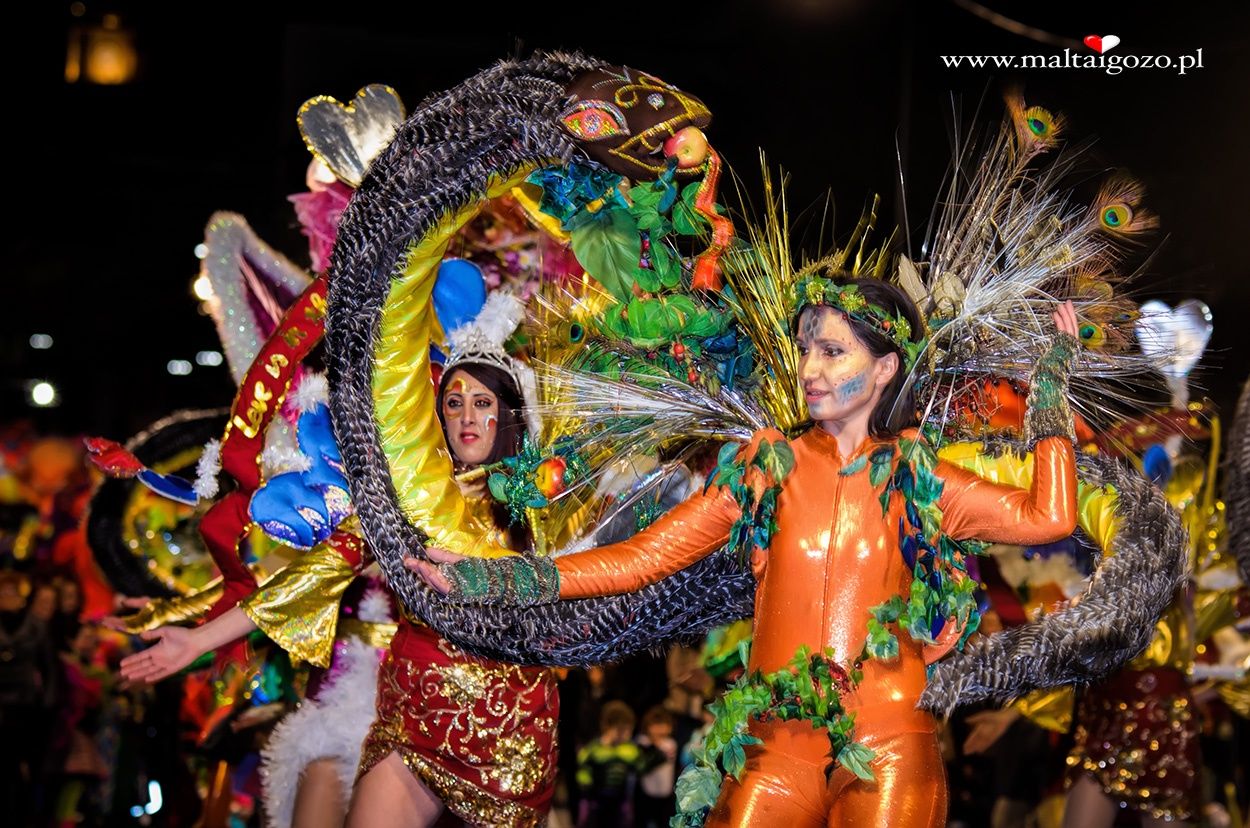 Dancing,In,International,Carnival,Of,Malta,(maltese,Carnival),,Malta,Island,
dancing,beauty,happy,float,scene,theatre,beautiful,theater,inter