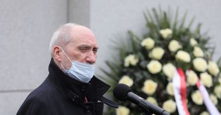 Podkomisja Macierewicza przedstawiła wyniki prac. "Musiało dojść do eksplozji"