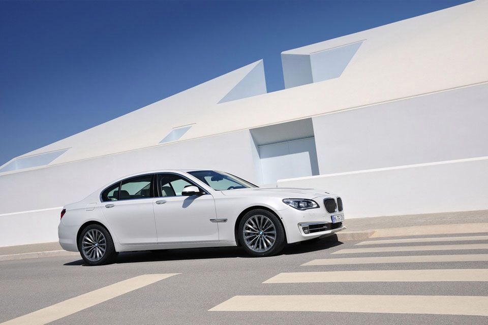 BMW serii 7 na rok 2013 - megagaleria niemieckiego okrętu flagowego 149