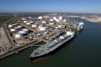 Wenezuelska ropa dotrze bezpośrednio do USA. Pierwszy tankowiec wypłynął