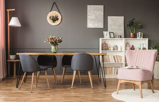 Dekoral i Drwnochron będa obsługiwane przez Practum Consulting