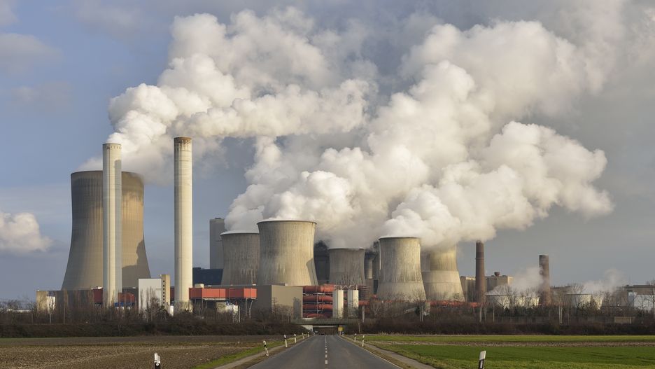Elektrownia węglowa. Zdjęcie ilustracyjne
