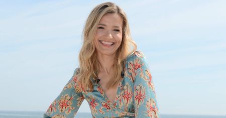 Joanna Koroniewska w sukience z popularnej sieciówki. Kosztuje mniej niż 100 zł
