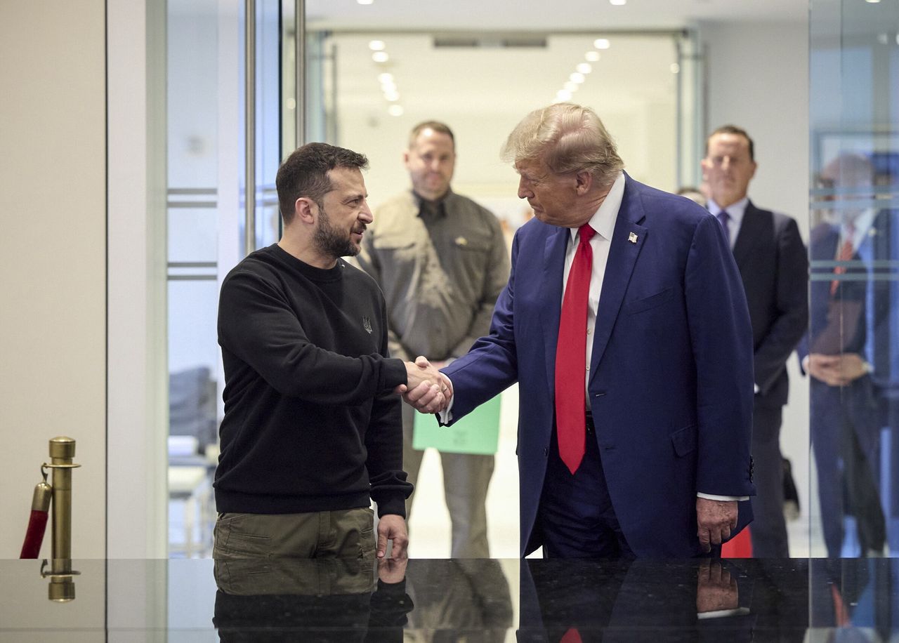 Trump and Zelensky after the meeting. "We want a fair agreement"