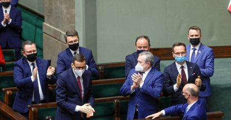 Polityk PiS zadowolony z najnowszego sondażu. "Tusk zmobilizował nasz elektorat"