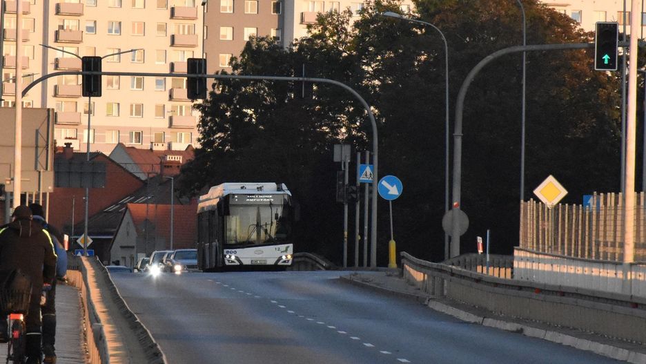 Komunikacja miejska w Malborku. Bezpłatna tylko dla mieszkańców?