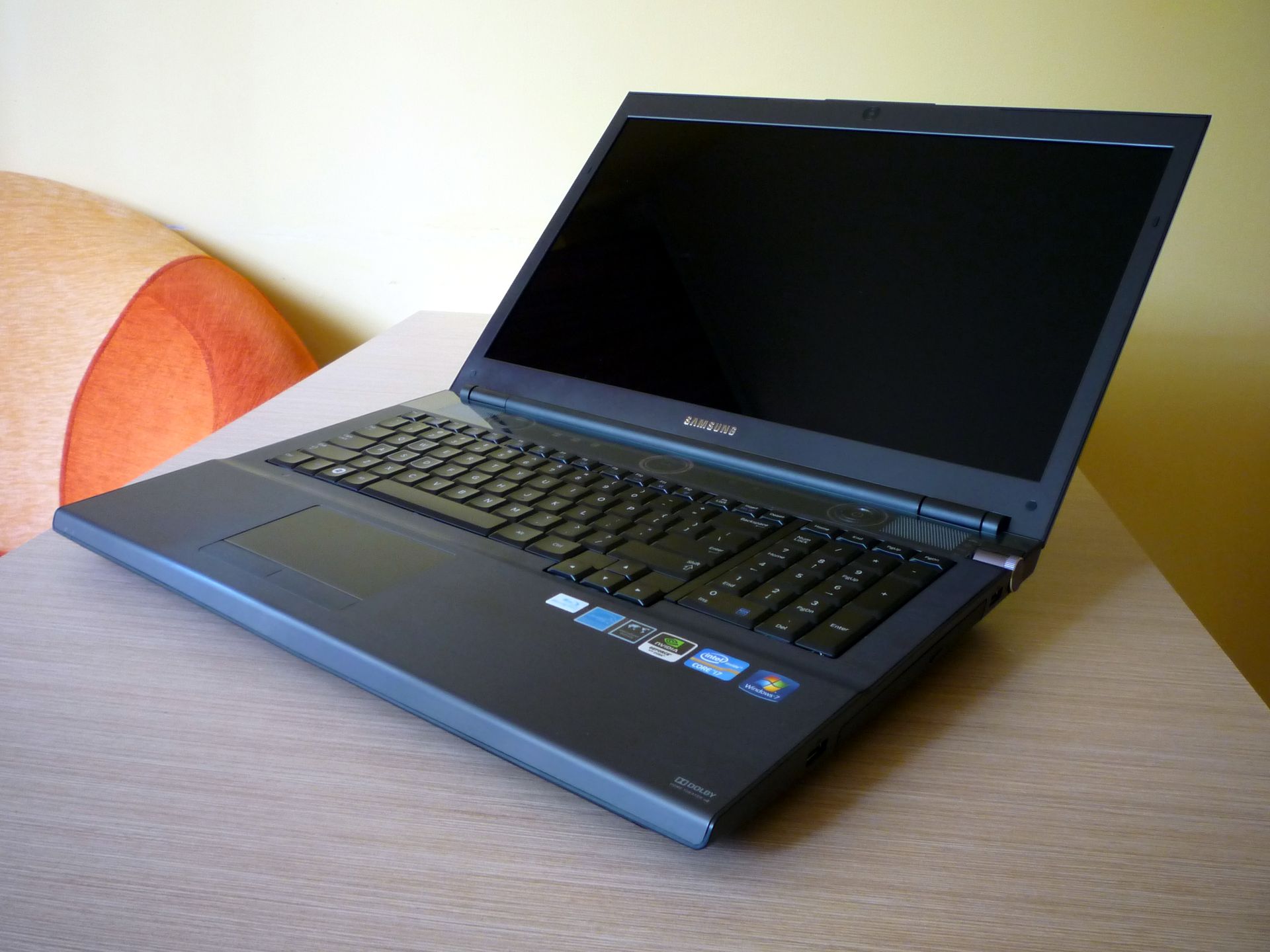 Samsung 700G7C – i (nie) tęsknisz za blaszakiem [test] 4
