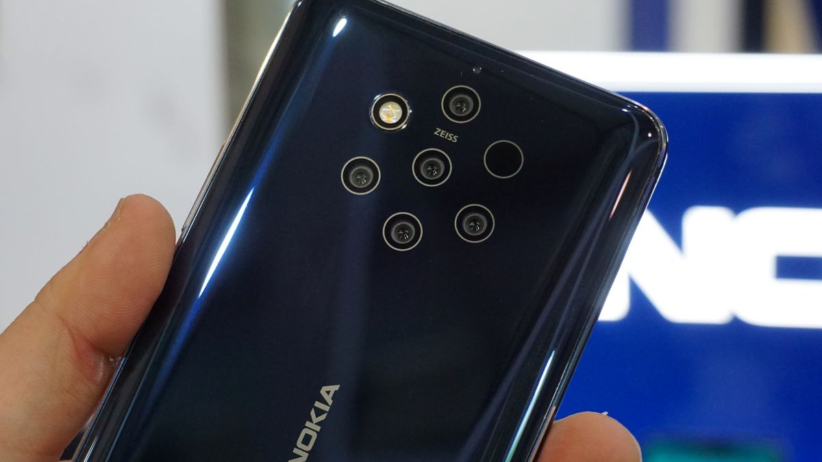 Nokia właśnie straciła ważną lokomotywę marketingową. Zdaje się tym jednak nie przejmować 1