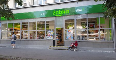Akcje Żabki w górę. Właściciel Circle K chce przejąć sieć