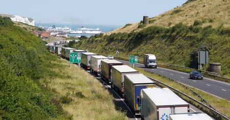 Brexit uderzy w polski transport. "Rezygnacja lub przeniesienie działalności"