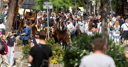 Taki widok na ulicach Zakopanego. Górale są wściekli