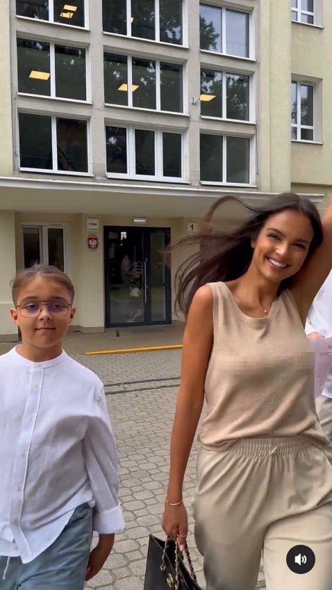 Klaudia El Dursi z synami