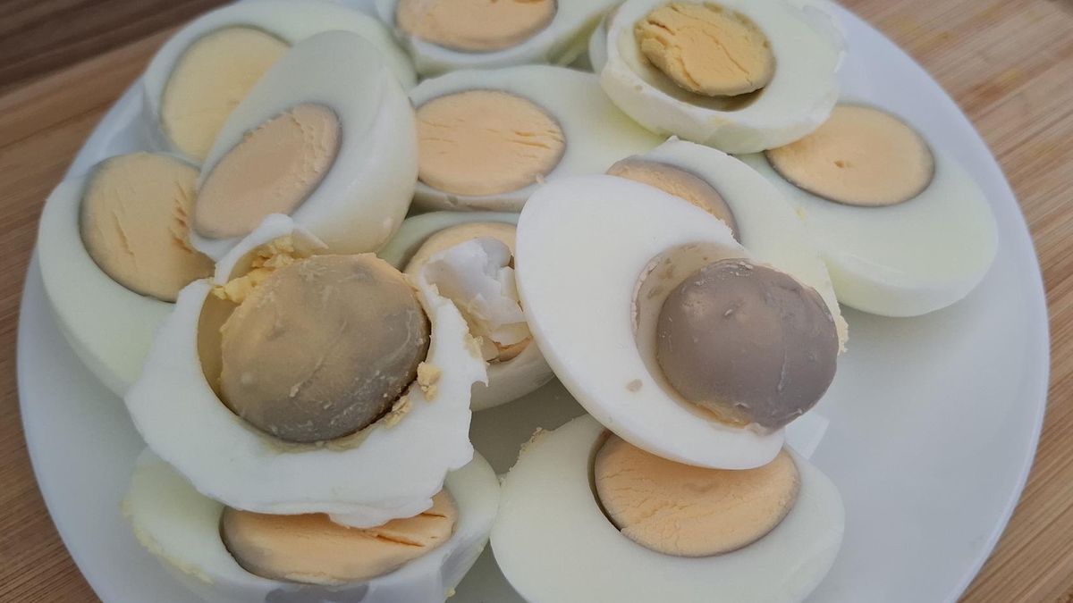 Co oznacza zielona obwódka wokół jajka?