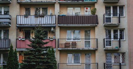 Nie na kredyt i nie za gotówkę. Alternatywne sposoby na własne mieszkanie