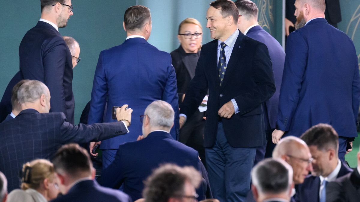 Rados�aw Sikorski
Jakub Kaczmarczyk
Parlament, Pos�owie, rocznica, Sejm, Senat, Senatorowie, tysi�clecia, tysi�clecie, zgromadzenie