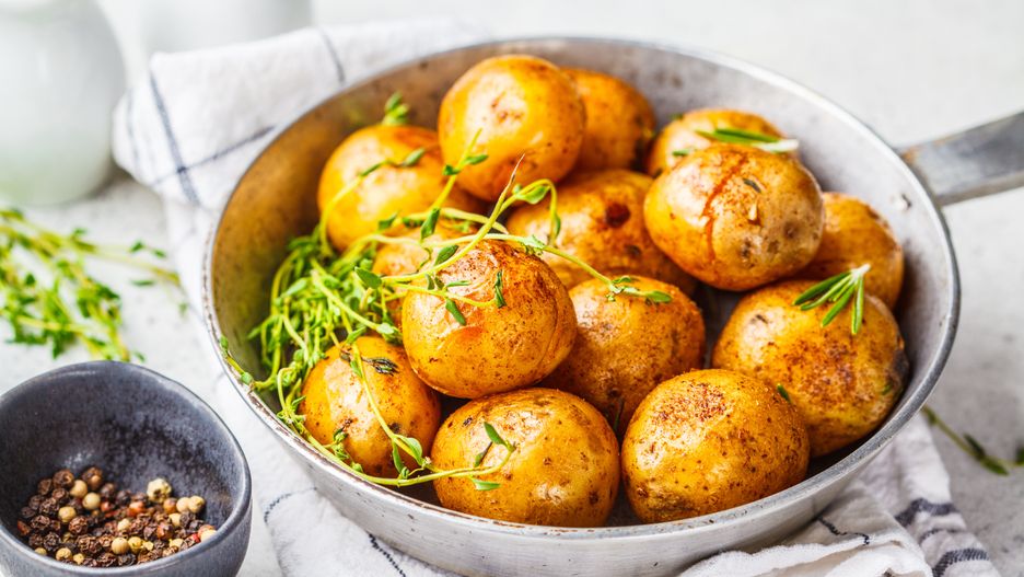 Baked potatoes in a cast iron skillet, white background.
above, background, baked, bbq, cast iron, cooked, dinner, dish, food, fried, frying pan, garlic, grill, grilled, legs, meal, oven, pepper, plate, potato, potatoes, poultry, roast, roasted, rosemary, rustic, spicy, thyme, tray, vegetable, vegetables, white, wooden, potatoes, pan, fried, baked, above, background, bbq, cast iron, cooked, dinner, dish, food, frying pan, garlic, grill, grilled, legs, meal, oven, pepper, plate, potato, poultry, roast, roasted, rosemary, rustic, spicy, thyme, tray, vegetable, vegetables, white, wooden, cast, iron, frying