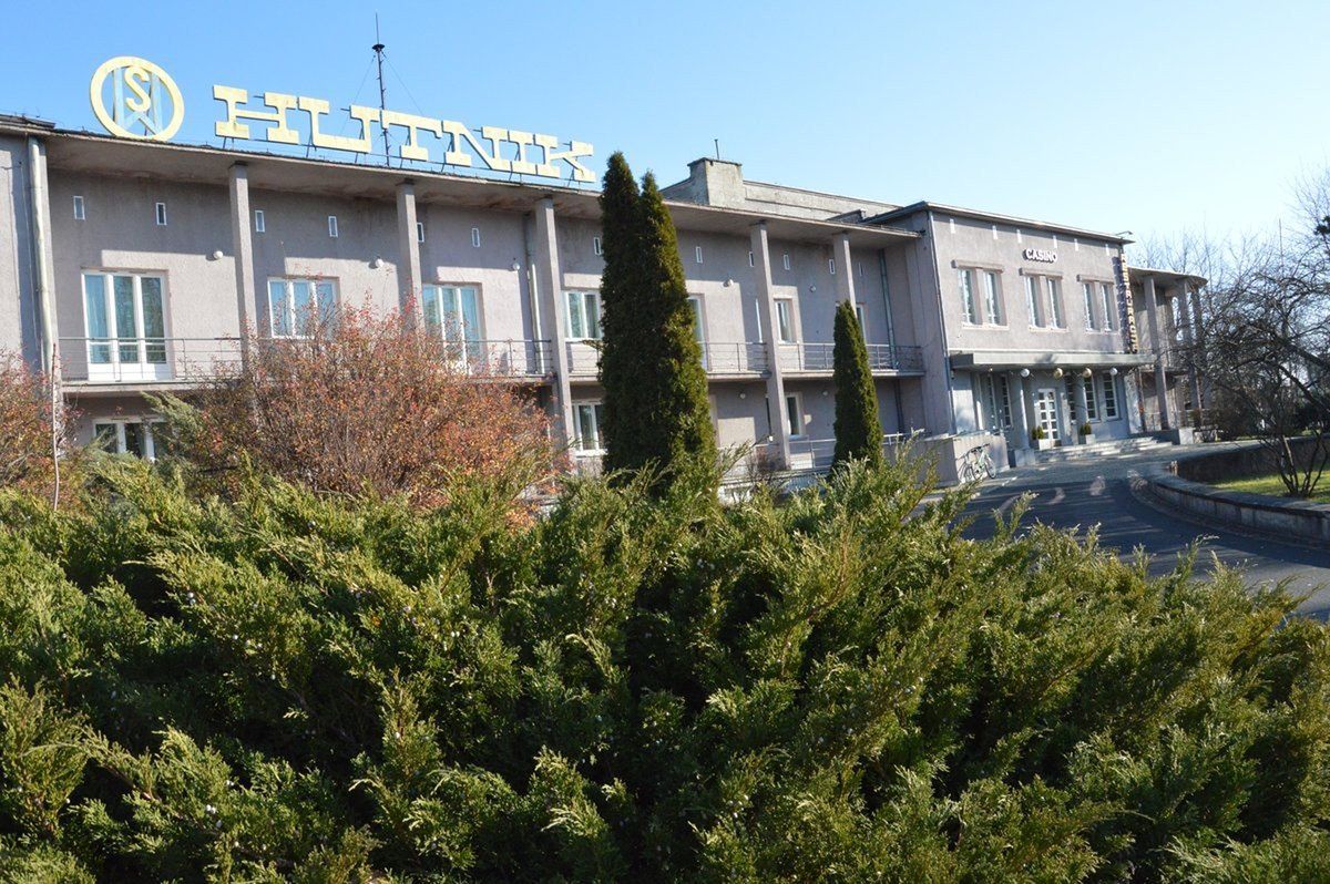 Hotel &#34;Hutnik&#34; to najstarszy hotel w Stalowej Woli, przykład architektury stylu art déco