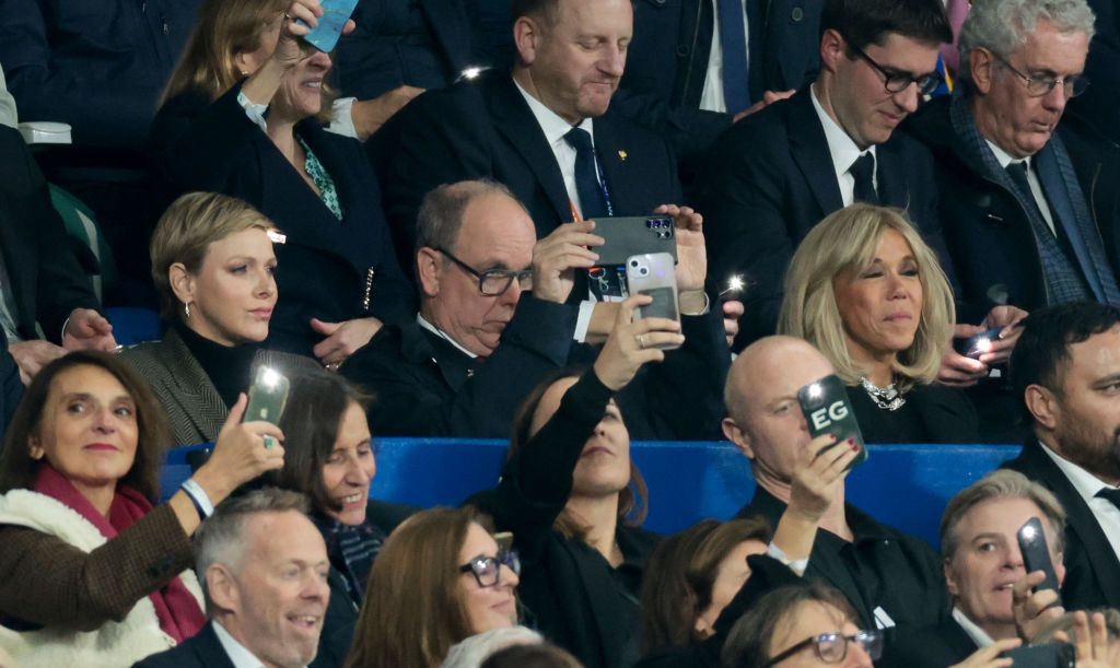 Książę Albert i księżna Charlene wspólnie wybrali się na mecz rugby