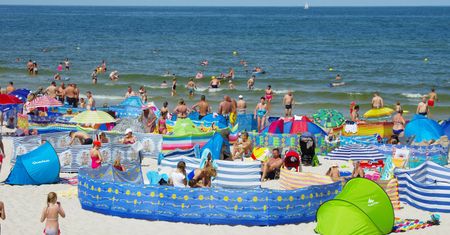 Wakacje 2021 pod znakiem bonu turystycznego! Noclegi rozeszły się w mgnieniu oka