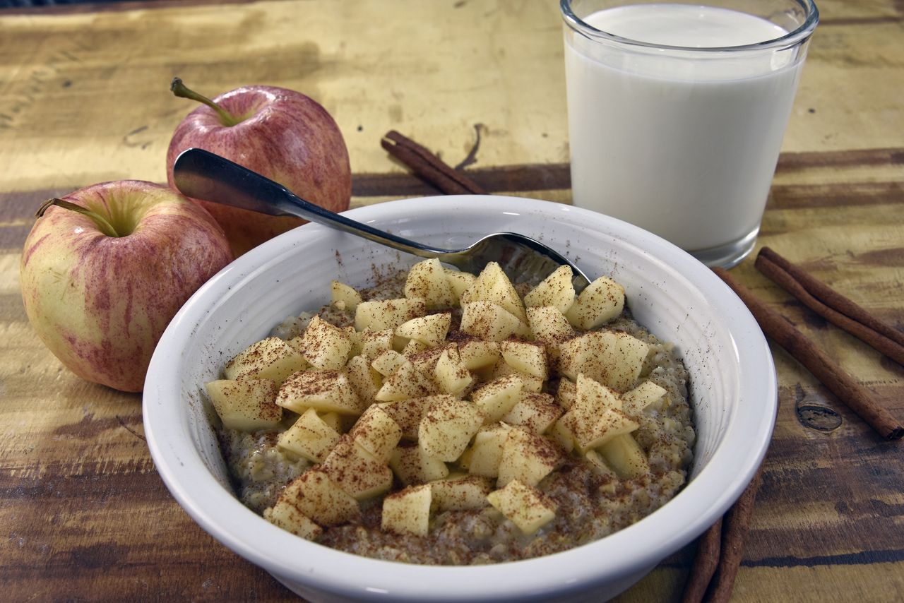 Apple Cinnamon Oatmeal
Steel cut oat cereal with fresh apples
shellystuart
Morning, Healthy Eating, Meal, Rustic, Oatmeal, Drinking Glass, Freshness, Satisfaction, White, Red, Wood - Material, Nature, Rural Scene, Fruit, Cinnamon, Oat, Cereal Plant, Breakfast, Milk, Bowl, Spoon, Dietary Fiber, Serving Size, Steel Cut, Whole