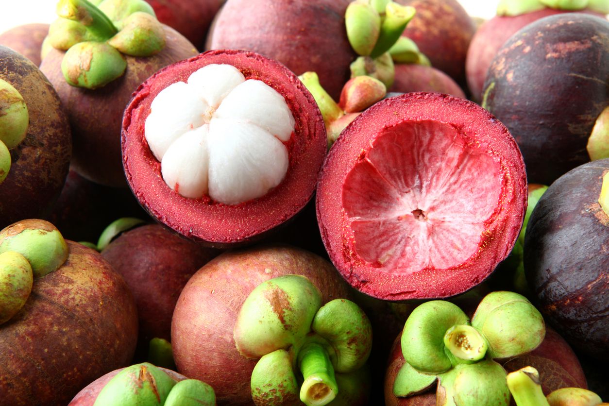 Mangostan po purpurowy owoc