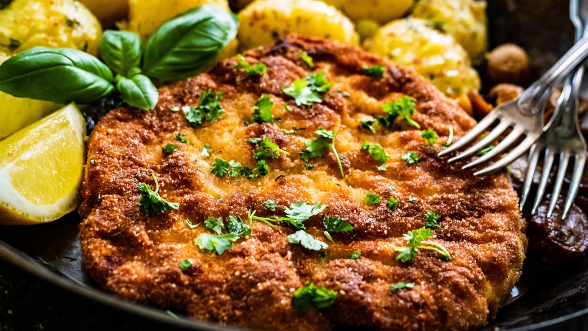 Kotlety schabowe smażę z aromatycznym dodatkiem