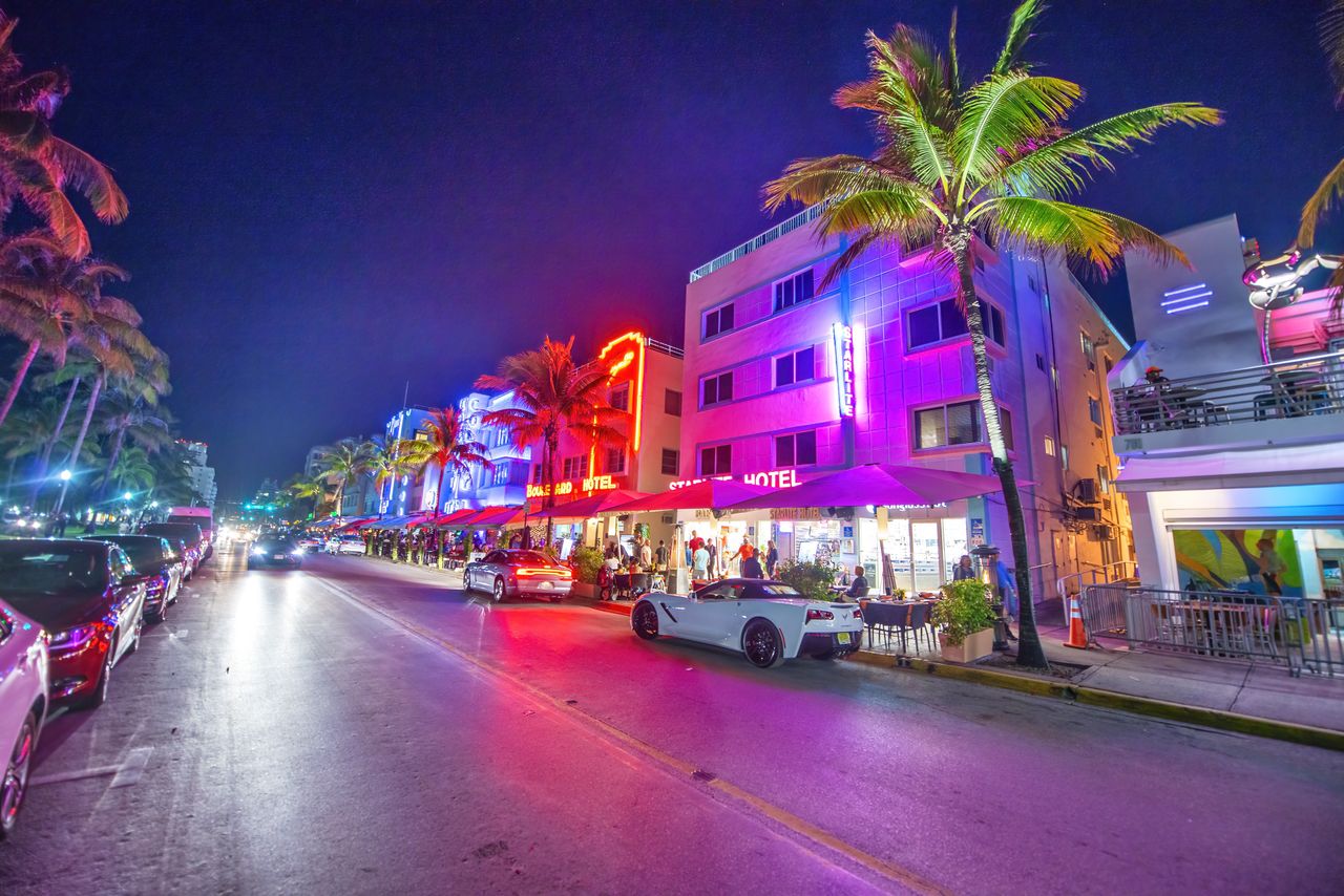 The city of paradise beaches must defend itself against students.