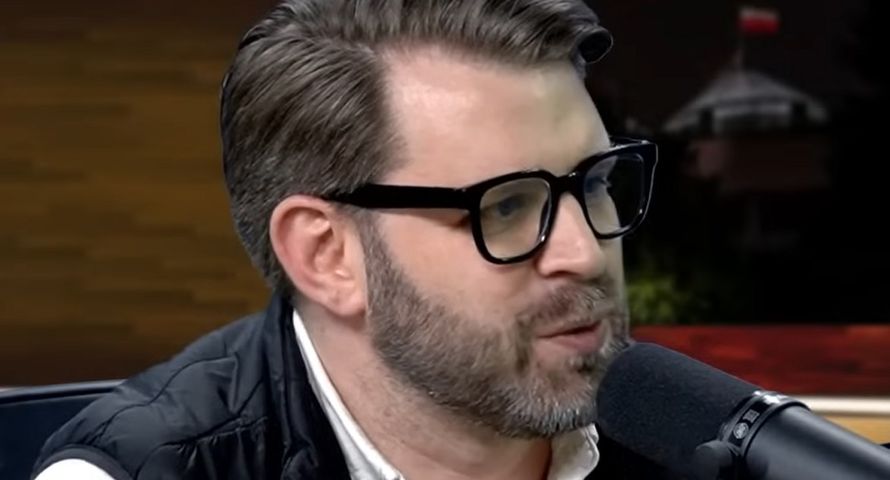 Odejście po kilkunastu latach. Dziennikarz "Newsweeka" woli TVP